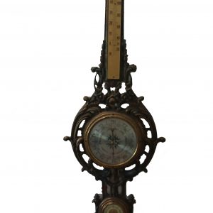 Antico barometro da parete