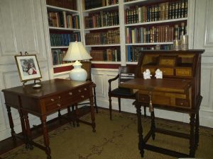 La ribalta: un mobile che unisce storia e artigianato