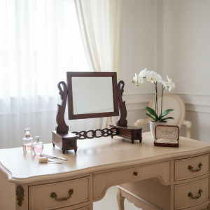 Specchiera da tavolo Carlo X con cornice in legno intagliato